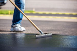 Best Time to Seal Your Driveway - Donovan Sealcoating