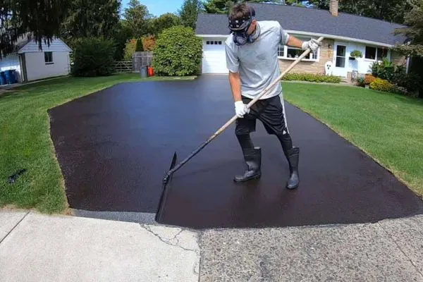 Expert Guide: How to Seal Coat a Driveway Effectively